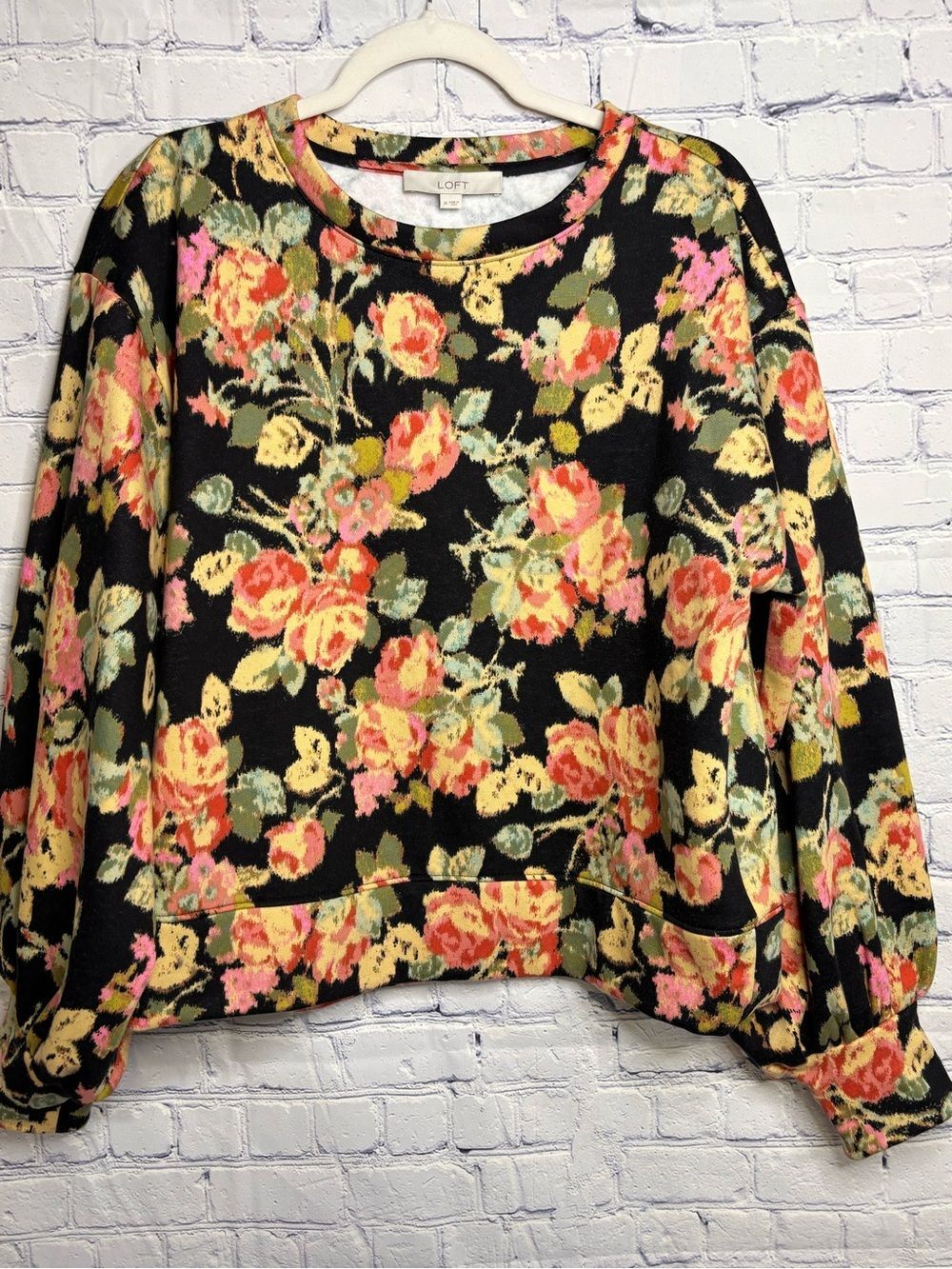 LOFT Black Cream Pink Floral Cottagecore Boho Romantic Casual Crew Sweatshirt M